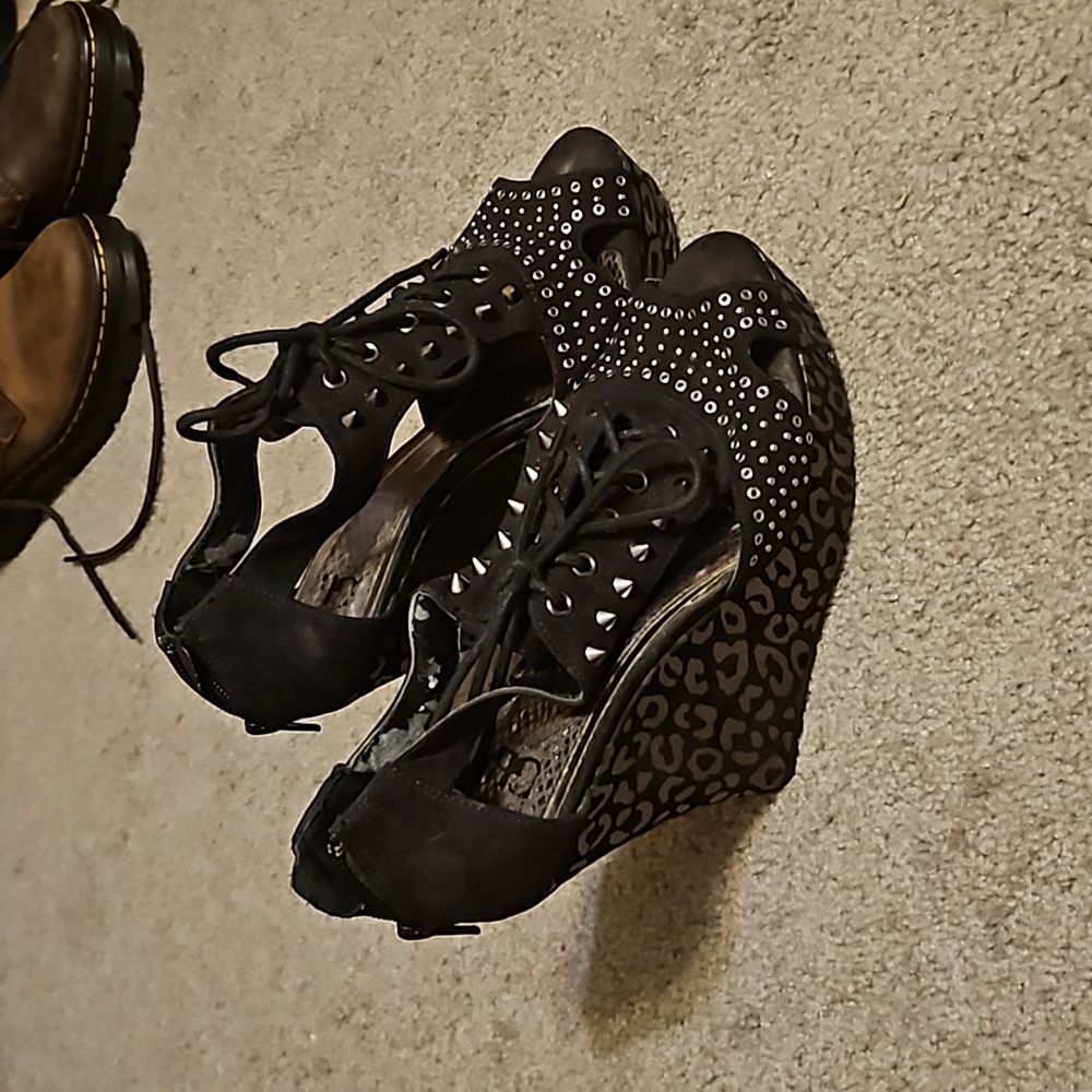 Cheetah print wedges